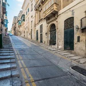 Kampnar City Living Valletta